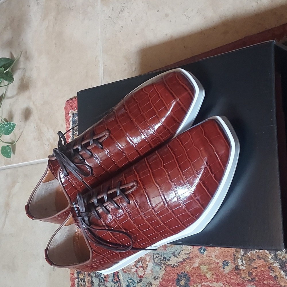 Mens size 12 Alligator sneakers NEW